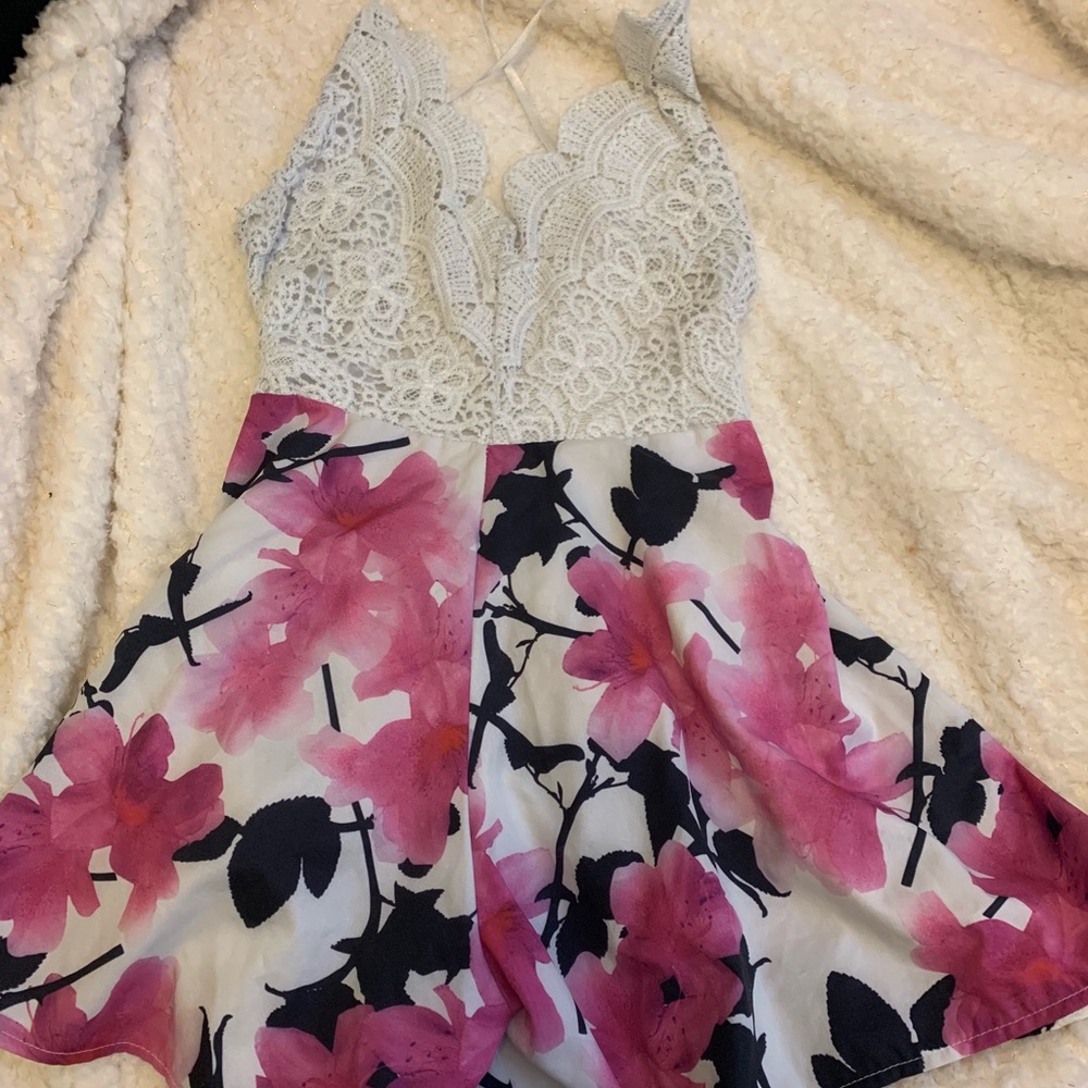 Lace floral romper